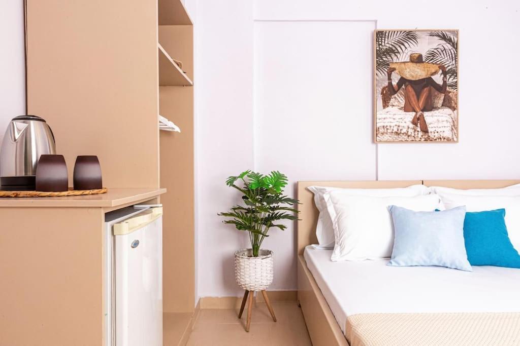 25 - & Access Apartamento Himarë
